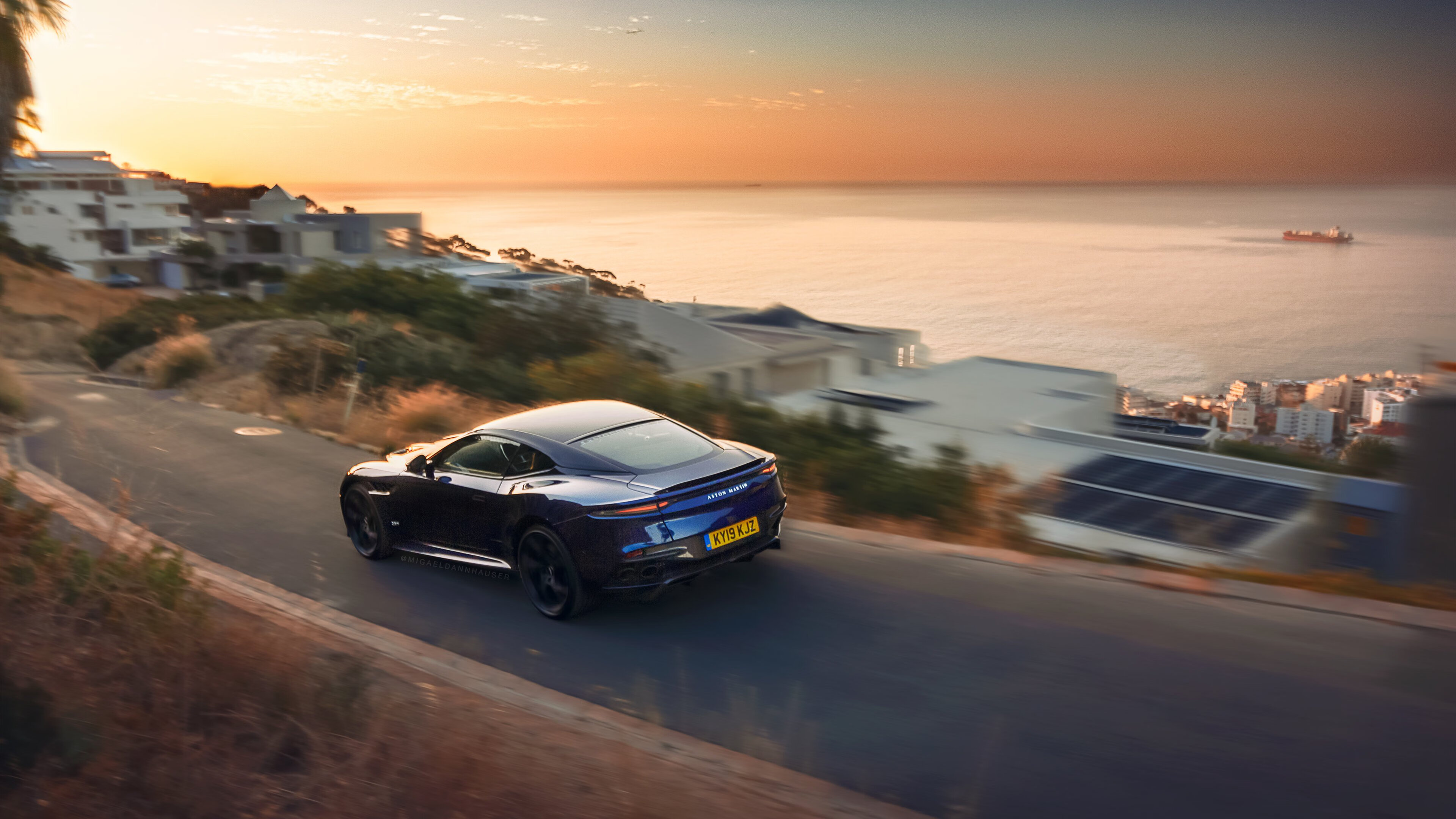 开云体育网址-Rachel Carter 精准传球掌控比赛节奏，cross传球